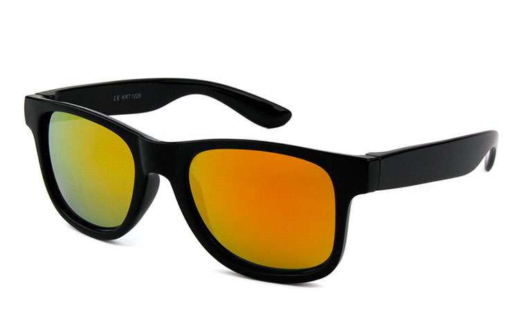 Solbrille til BÃ˜RN i sort. UV400 - Design nr. 3484