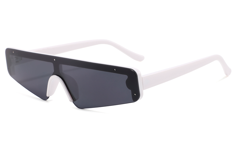 FrÃ¦k smal solbrille i kantet aflangt design - Design nr. 4480