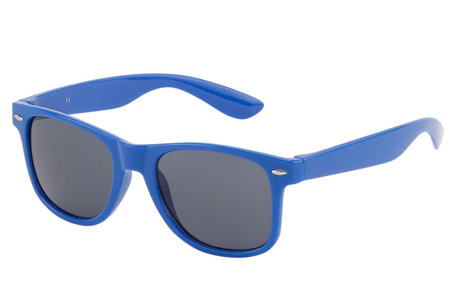 BlÃ¥ solbrille i enkelt moderigtigt design. - Design nr. 3823